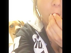 Girl deepthroat a sausages